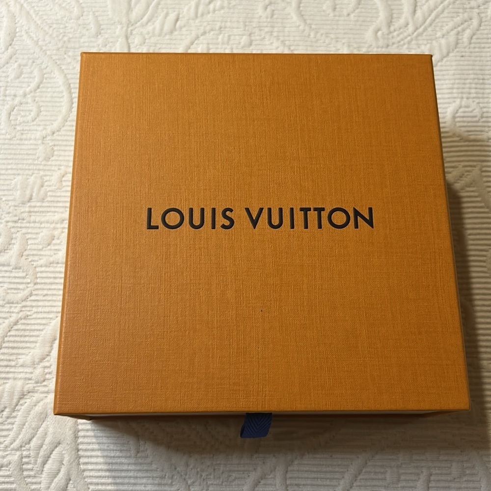 Louis Vuitton Orange Box Set with Blue Ribbon - Picture 2 of 11